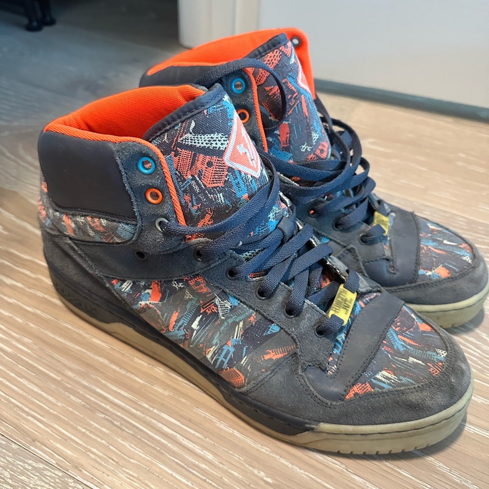 Adidas originals attitude